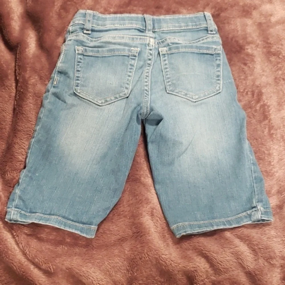 Childrens place shorts‎ size 6/7